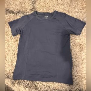 Old Navy Fitted Seamless Performance T-Shirt